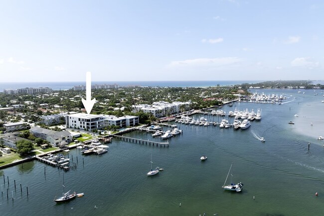 Foto del edificio - WATERFRONT CONDO ON SINGER ISLAND