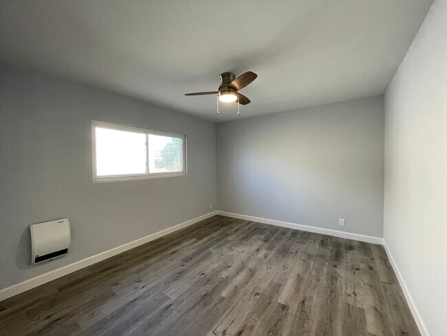 Foto del edificio - 10734 Palms Blvd