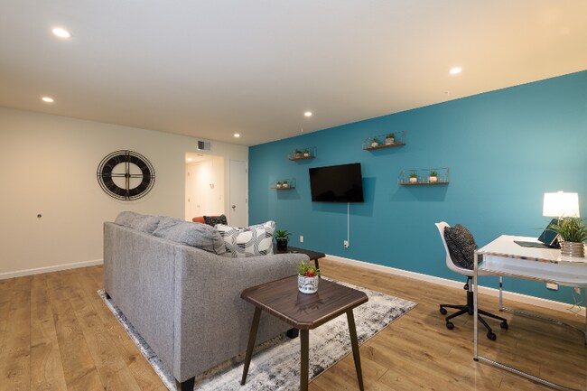 Foto del edificio - 3561 Farm Hill Blvd