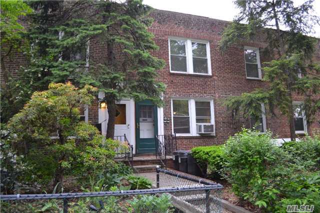 Primary Photo - 39-10 48th St