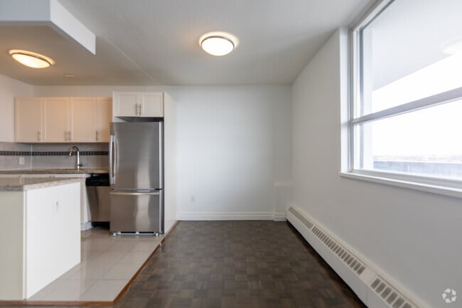 1 chambre, 1 salle de bain - 51 m² - Salle à manger - 1080 Kingston Road