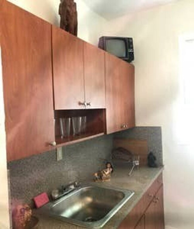 Foto del edificio - 1361 NW 4th St