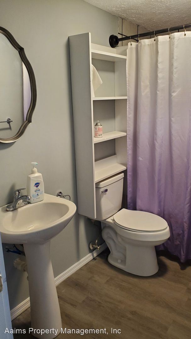 Foto del edificio - 2 br, 1 bath House - 509 W. 5th Avenue