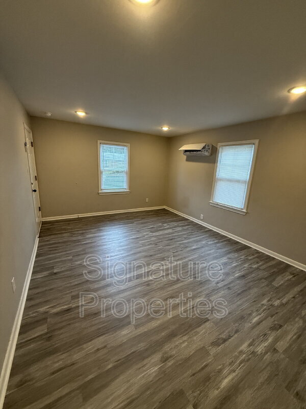 Foto del edificio - 631 Quincy St