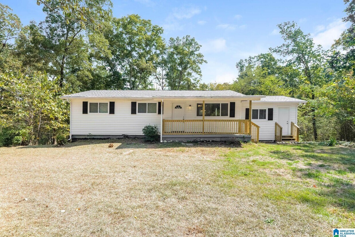 Foto principal - 7637 Ridge Tree Ln