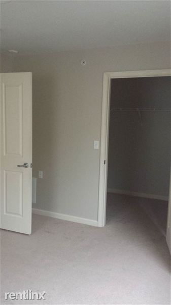 Foto del edificio - 8600 Cameron St