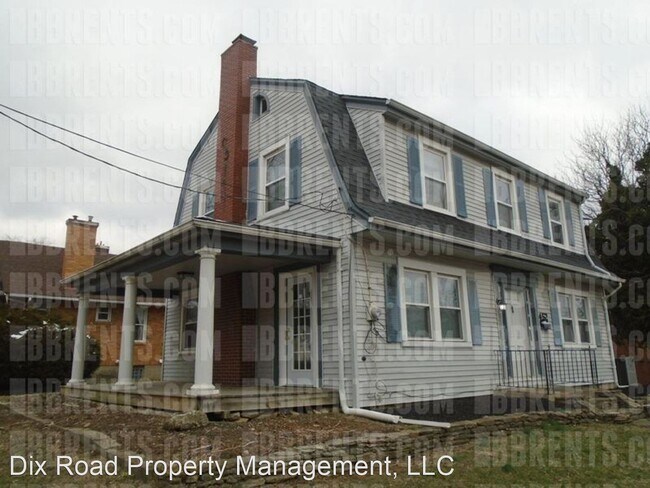 Building Photo - 3 br, 1 bath House - 452 West Wyoming Avenue,