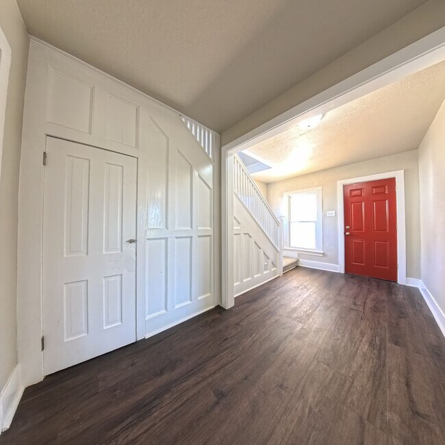 Foto del edificio - Newly Remodeled 3-Bedroom Home in Jefferson
