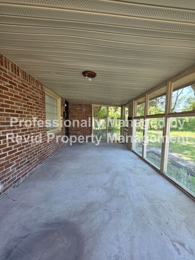 Foto del edificio - 3541 Stuart Rd