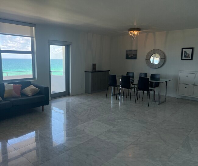 Building Photo - 9225 Collins Ave