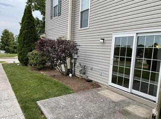 Building Photo - 463 Stoneglen St