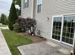 Building Photo - 463 Stoneglen St