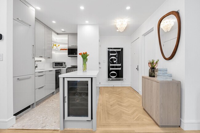 Foto del edificio - 188 E 70th St