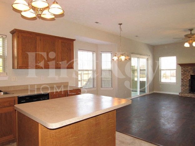 Foto del edificio - 1780 White Oak Way