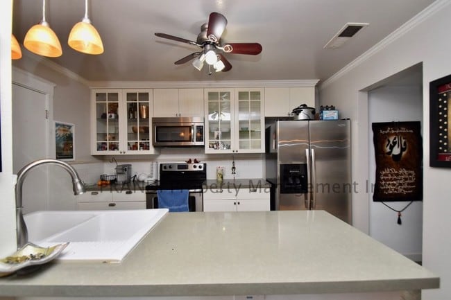 Building Photo - 117B Oliva Ct