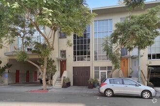 Building Photo - 1575 Kettner Blvd