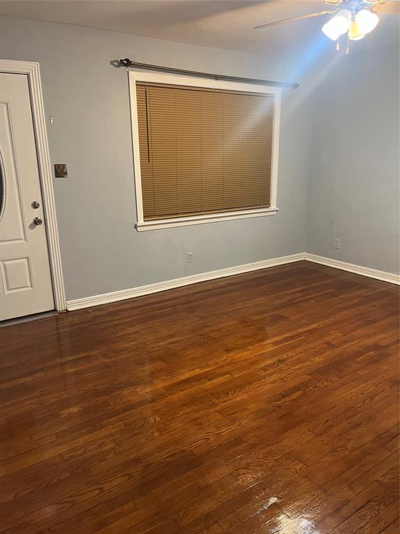 Foto del edificio - 9937 Caffrey St