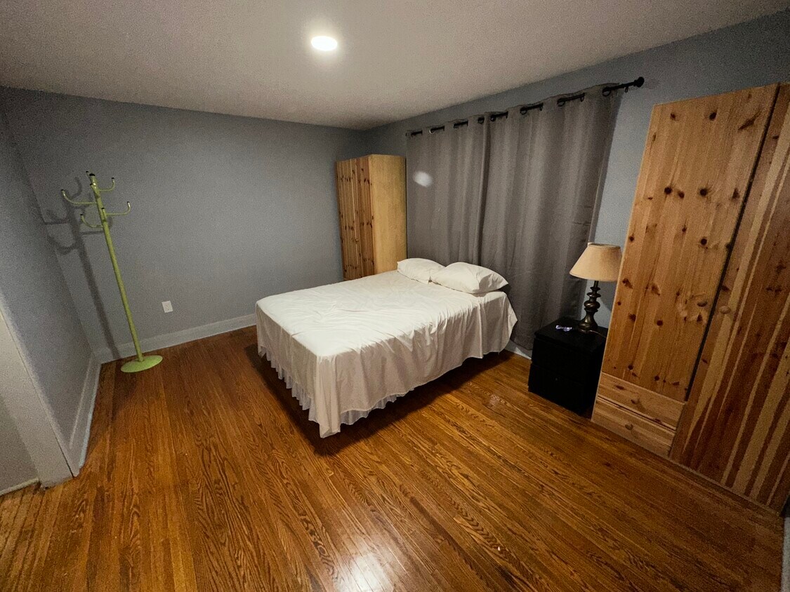 Photo principale - 30 Chelsea St