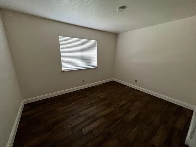 Foto del edificio - 1021 Marston St