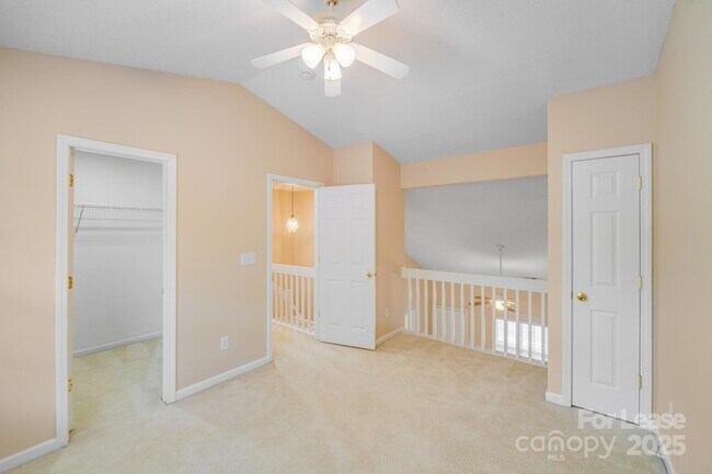 Building Photo - 15021 Deshler Ct