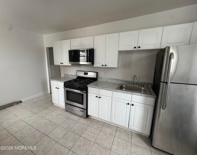 Building Photo - 87 Seaview Ave