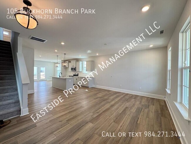 Foto del edificio - 105 Buckhorn Br Pk