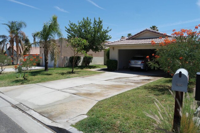 Building Photo - GREAT 4-Bedroom in La Quinta Cove