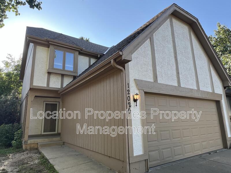 Primary Photo - 12020 Goodman St
