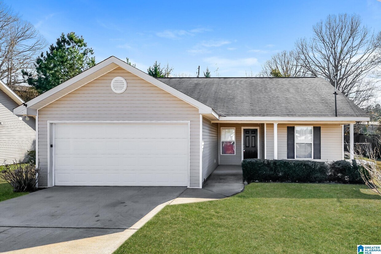 Foto principal - 1597315973 Stone Ridge Cir