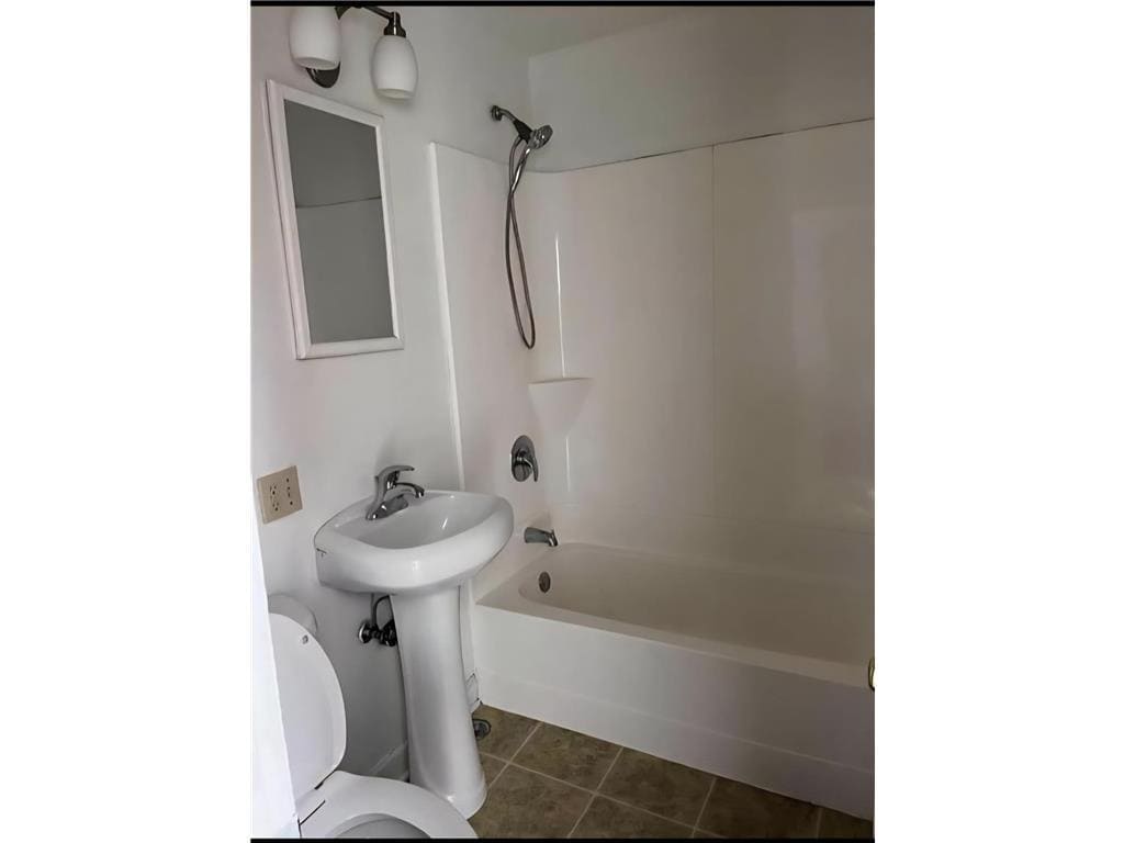 Building Photo - 113 3rd St W