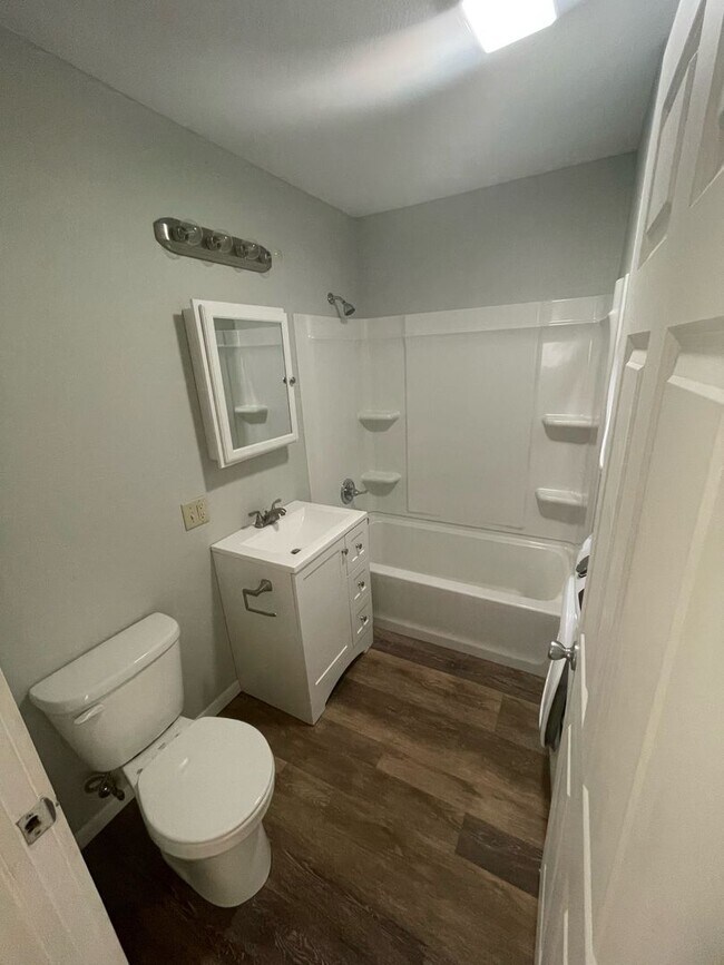 Foto del edificio - 709 W 1st St