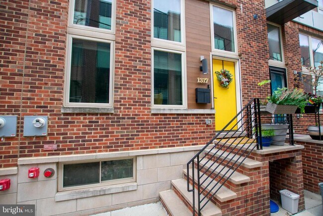 Foto del edificio - 1317 S Woodstock St