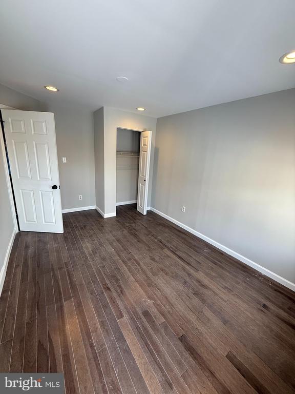 Building Photo - 2654 S 11th St