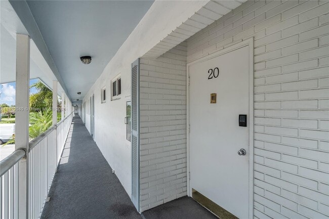 Building Photo - 6100 NE 7th Ave
