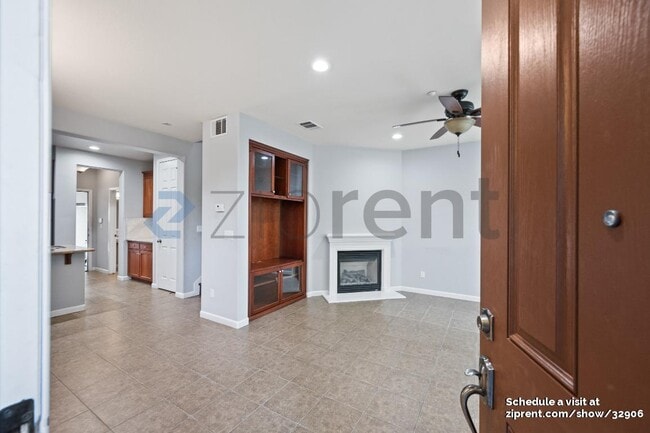 Building Photo - 3126 Fioli Way