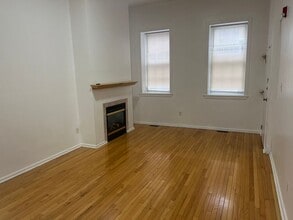 Building Photo - 236 Quarry St