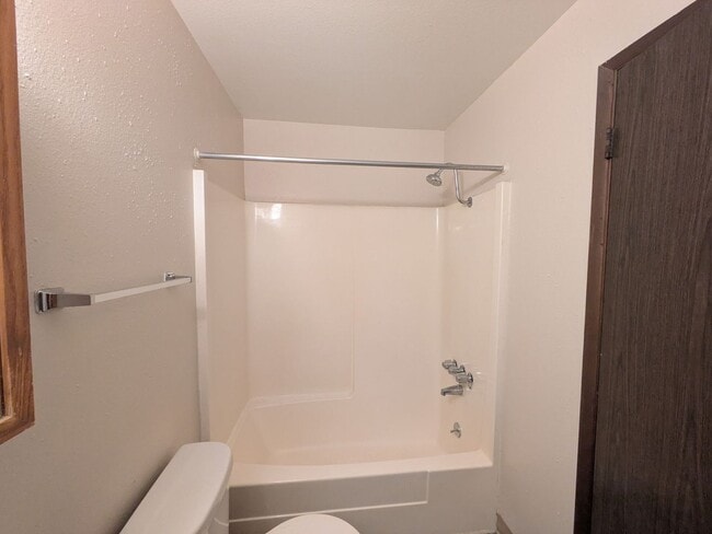 Interior Photo - Kingston Manor