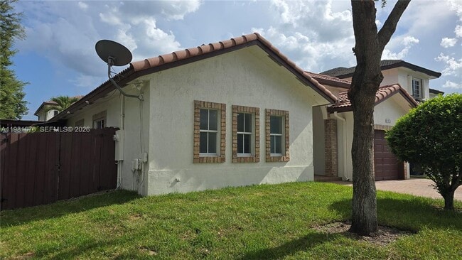 Building Photo - 15826 SW 138th Terrace