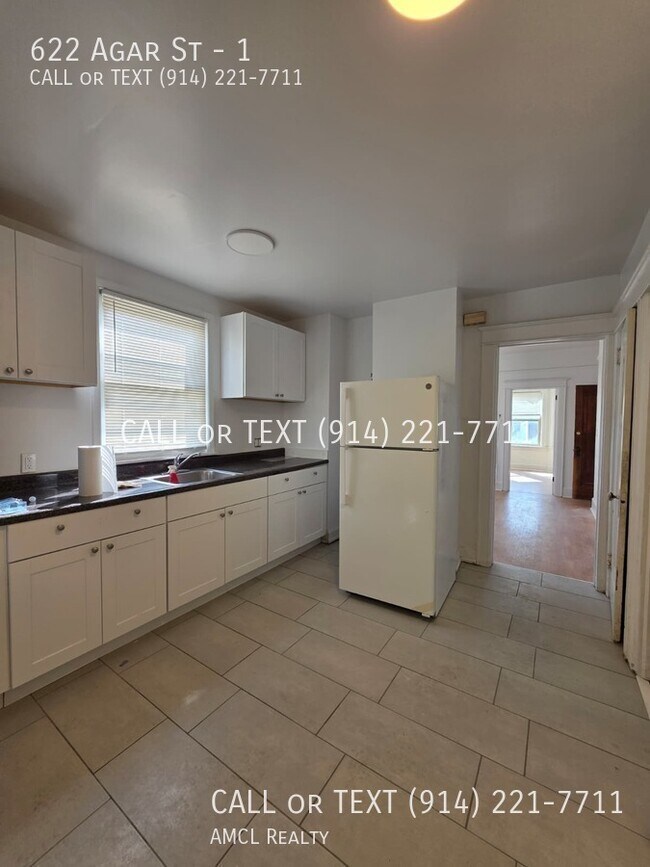 Foto del edificio - 622 Agar St