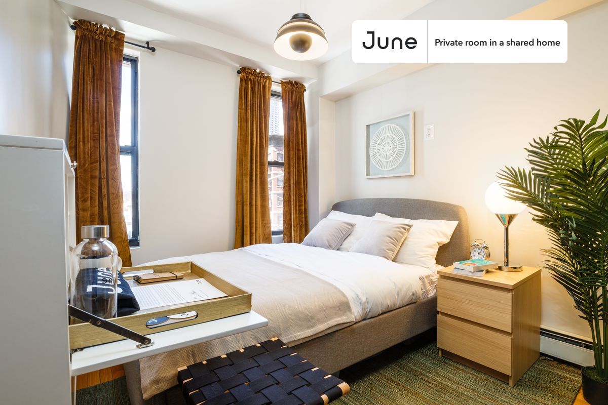 Private bedroom in 3 bed/1 bath Home - Private bedroom in 3 bed/1 bath Home