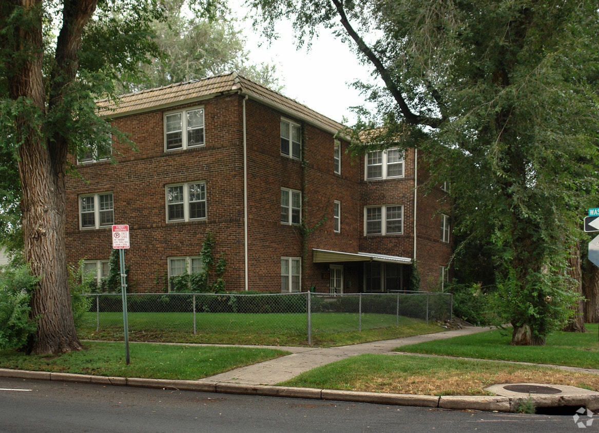 Primary Photo - 678 E 4th Ave