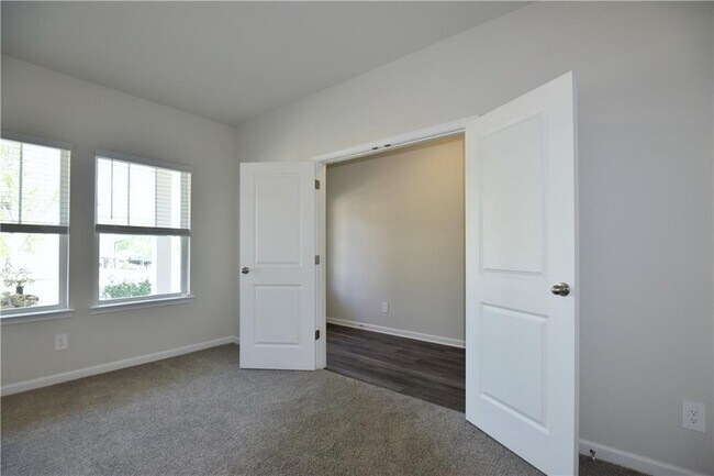 Foto del edificio - 118 Sequoia Ln