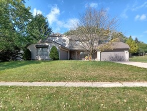 Building Photo - 399 Willow Grove Dr