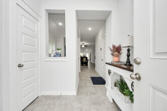 Building Photo - 21246 Montego Bay Dr