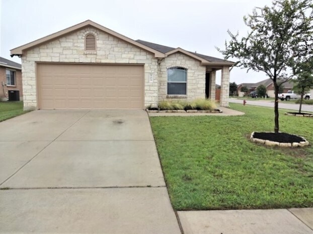 Foto principal - 905 Dexter Dr