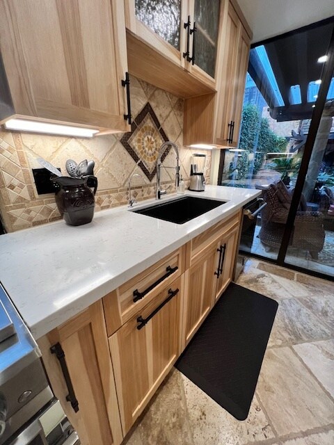 Cocina - 7815 W 83rd St