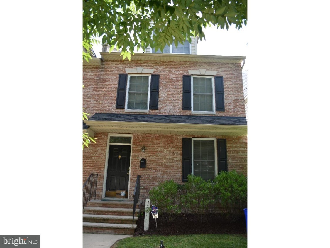315 W 3rd Ave, Conshohocken, PA 19428 House Rental in Conshohocken