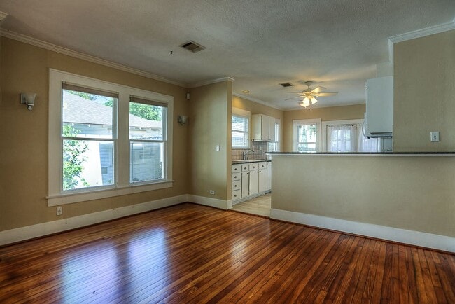 Building Photo - 1119 Jerome St