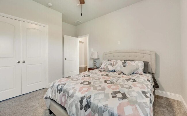 Foto del edificio - 6159 Allatoona Rd