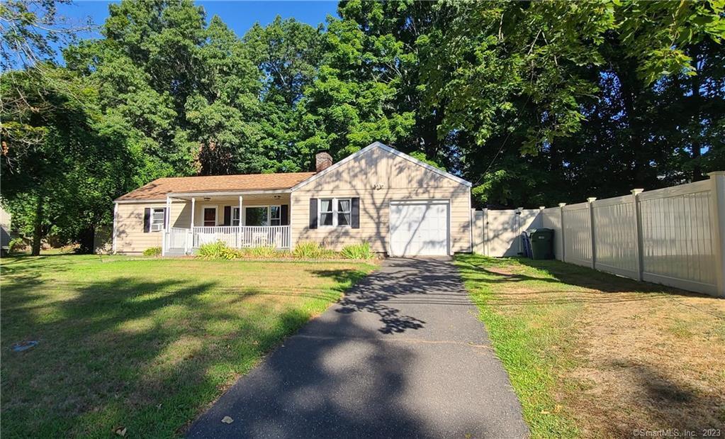 945 Matianuck Ave Windsor, CT 06095 Alquileres en Windsor, CT